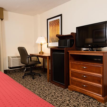 Doubletree By Hilton Wilmington, Nc Hotel Exterior photo
