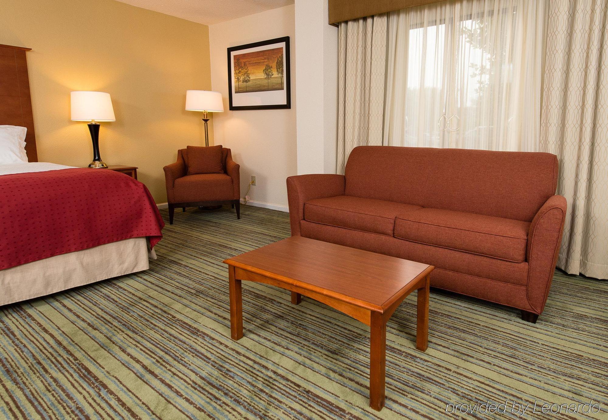 Doubletree By Hilton Wilmington, Nc Hotel Exterior photo
